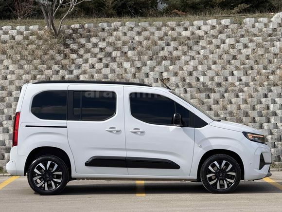 Sahibinden Opel Combo 1.5 CDTI Ultimate 2024 Model 