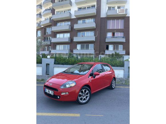 Galeriden Fiat Punto 1.4 Lounge S&S 2013 Model Manisa