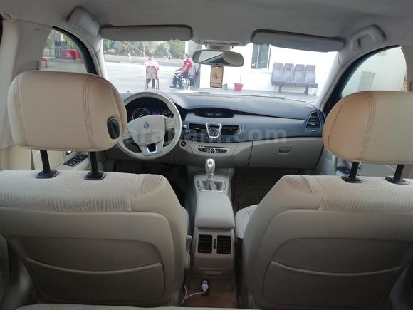 Sahibinden Renault Laguna 1.6 Privilege 2009 Model