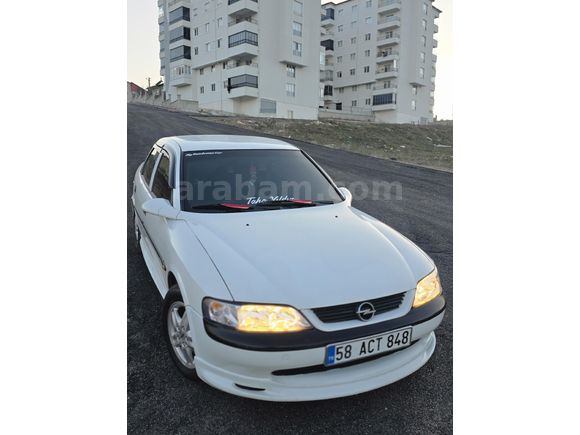 Sahibinden Değişensiz Hasar Kayıtsız Opel Vectra 2.0 GLS 1996 Model Sivas