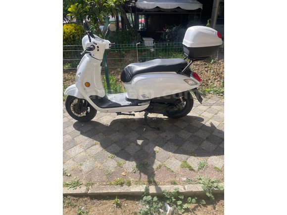 Sahibinden SYM Fiddle III 125 2022 Model İstanbul 13.800 km Beyaz