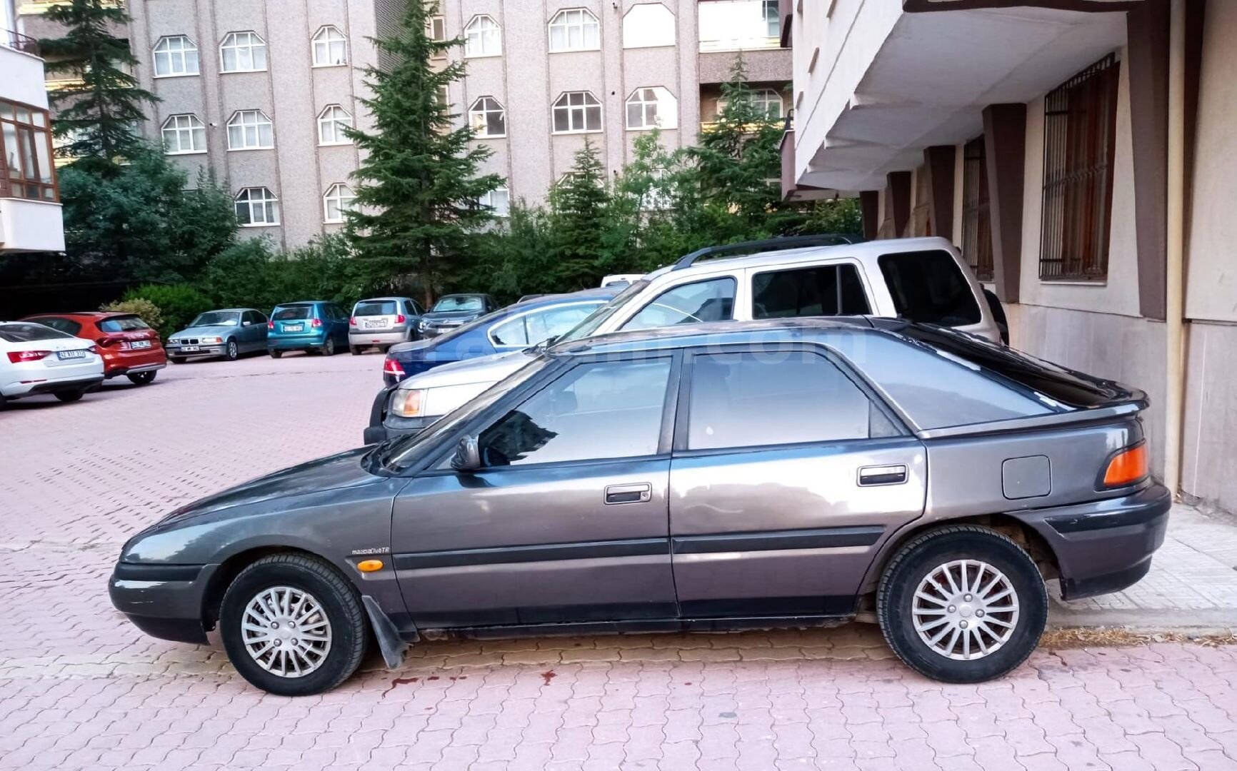 Sahibinden Mazda 323 1.6 Familia 1993 Model Konya 348.000 km Füme 6