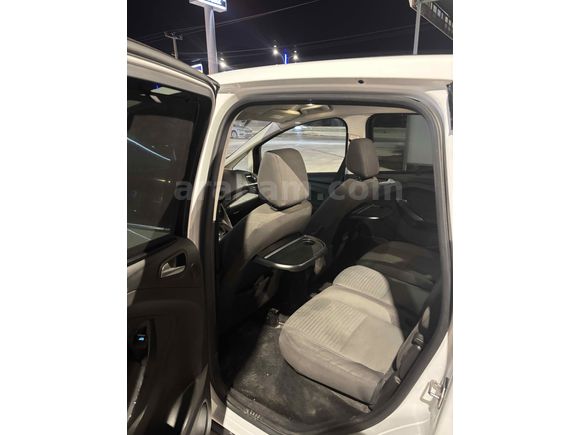 Sahibinden Ford C-Max 1.5 TDCi Titanium 2016 Model  172.200 km Beyaz