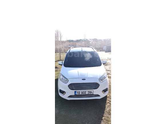 Sahibinden Ford Tourneo Courier 1.5 TDCi Titanium Plus 2021 Model