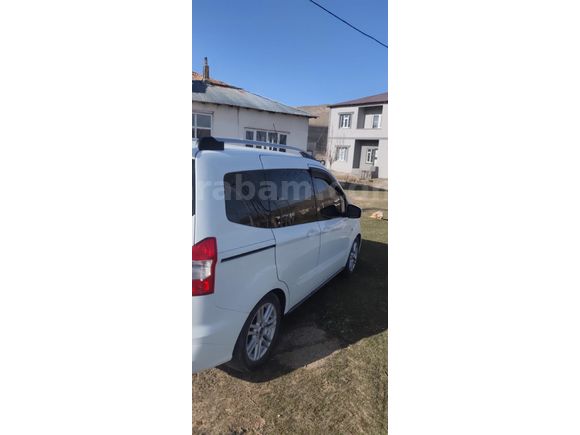 Sahibinden Ford Tourneo Courier 1.5 TDCi Titanium Plus 2021 Model