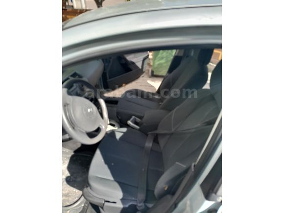 Sahibinden Renault Megane 1.6 Dynamique 2004 Model