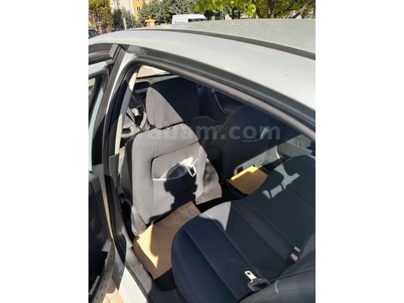 Sahibinden Renault Megane 1.6 Dynamique 2004 Model