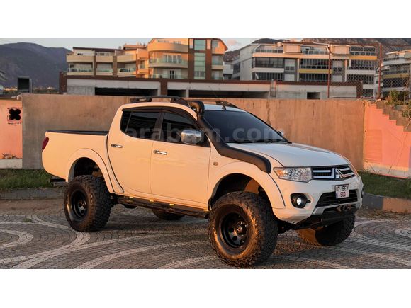 Sahibinden Mitsubishi L 200 4x4 Intense 2014 Model 