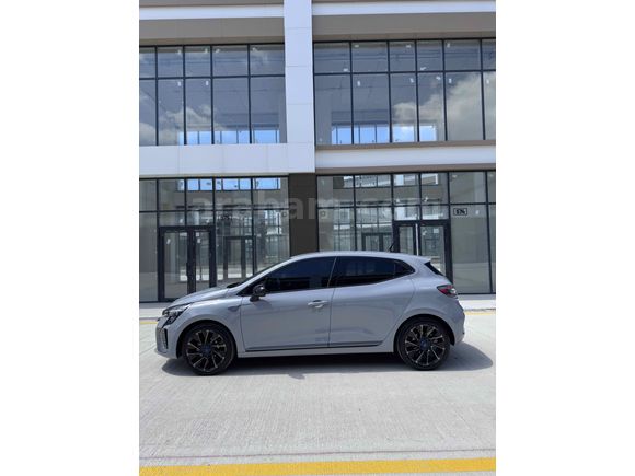 Sahibinden Renault Clio 1.0 TCe Techno Esprit Alpine 2025 Model 