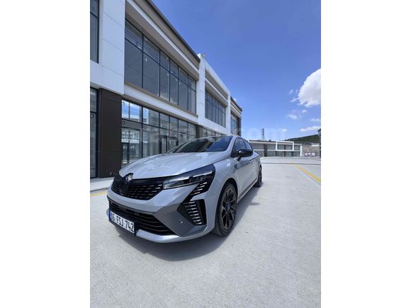 Sahibinden Renault Clio 1.0 TCe Techno Esprit Alpine 2025 Model 