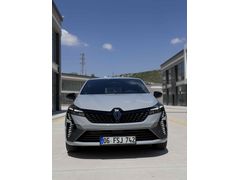 Sahibinden Renault Clio 1.0 TCe Techno Esprit Alpine 2025 Model 