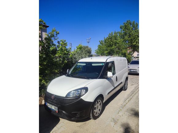 SAHİBİNDEN 2022 Model DEĞİŞENSİZ SORUNSUZ 88.000 KM'de 2+1 DOBLO CARGO MAXİ