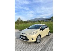 Sahibinden Ford Fiesta 1.4 TDCi Titanium 2009 Model  266.000 km Yeşil
