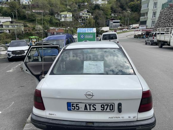 Sahibinden Opel Astra 1.4 GL 2000 Model  360.000 km Beyaz