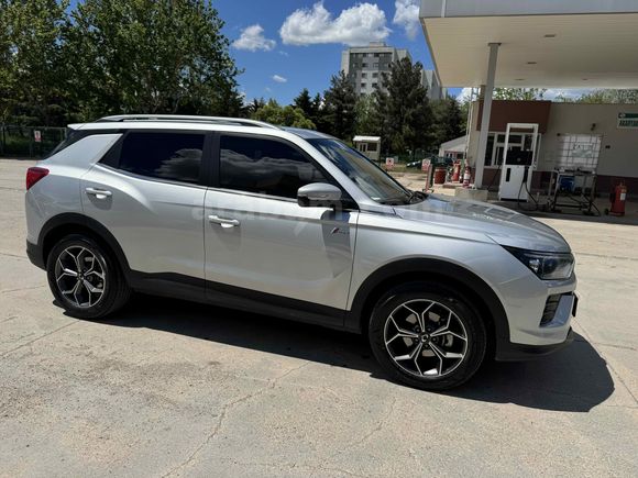 Sahibinden Ssangyong Korando 1.5 G Limited 2022 Model Diyarbakır 37.800 km Gri (Gümüş) PPf komple kaplamalıdır. 1+1 daire ile takas olur