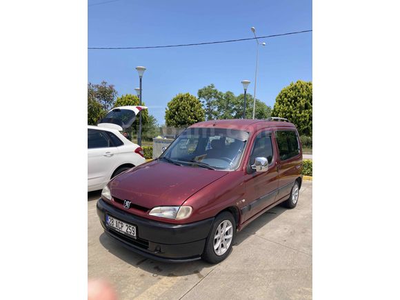 Sahibinden Peugeot Partner 1.9 D 2000 Model 