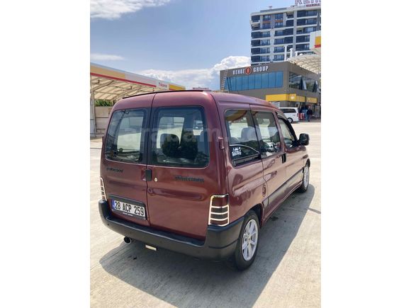 Sahibinden Peugeot Partner 1.9 D 2000 Model 