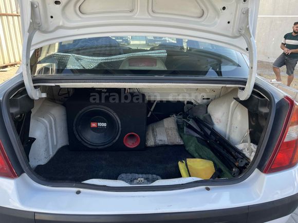 Acil satılık Bayan öğretmenden sıfır motor 1.5dci clio 