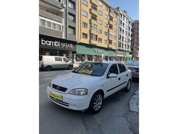Galeriden Opel Astra 1.4 Club 2004 Model Kocaeli