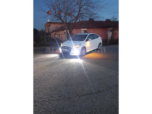 Sahibinden Hyundai Accent Blue 1.6 CRDI Mode Plus 2015 Model