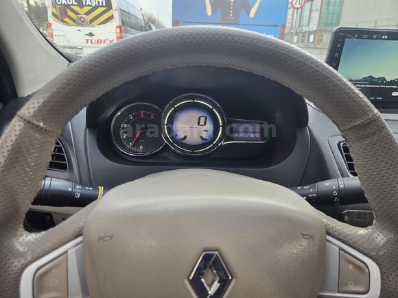 Sahibinden Renault Fluence 1.6 Privilege 2010 Model
