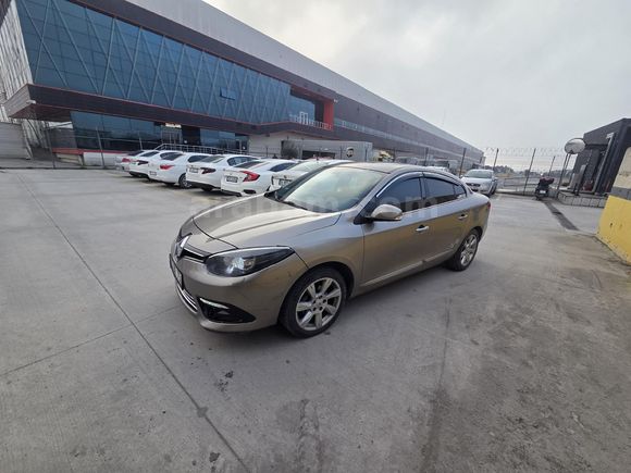Sahibinden Renault Fluence 1.6 Privilege 2010 Model