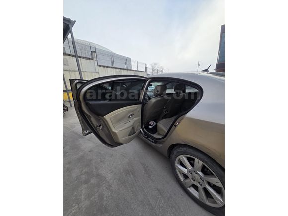 Sahibinden Renault Fluence 1.6 Privilege 2010 Model
