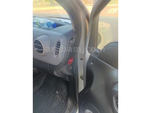 Sahibinden Peugeot Partner 1.6 HDI Comfort 2011 Model Ankara 192.865 km Gri (Gümüş)