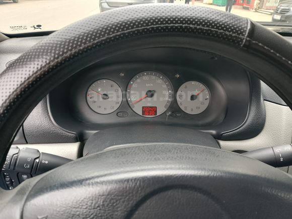 Çok Temiz Sahibinden Renault Clio 1.4 Authentique 2007 Model 