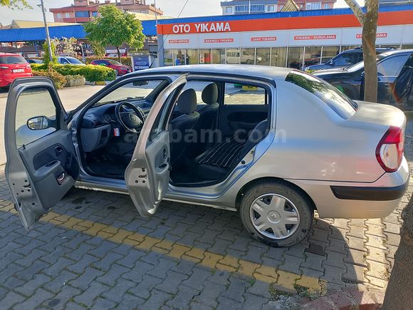 Çok Temiz Sahibinden Renault Clio 1.4 Authentique 2007 Model 