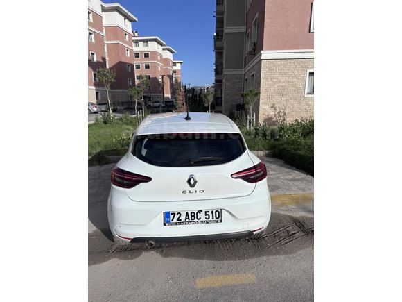Sahibinden Renault Clio 1.0 SCe Joy 2022 Model 