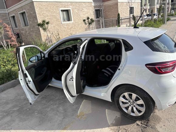 Sahibinden Renault Clio 1.0 SCe Joy 2022 Model 