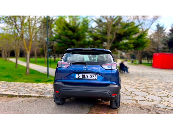Öğretmenden 2022 Düşük km Crossland