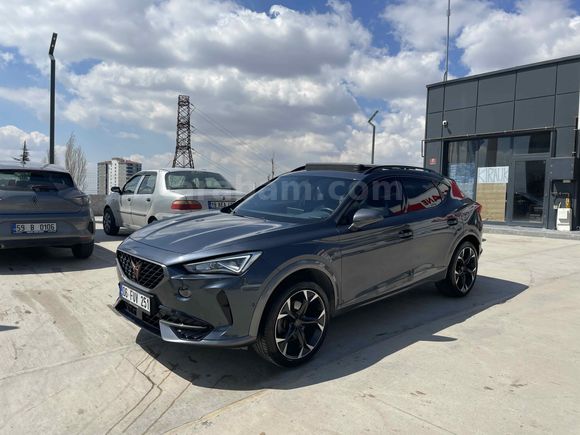 Sahibinden Cupra Formentor 1.5 TSI 2023 Model  41.000 km hatasız 