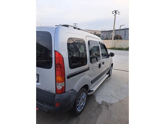 Sahibinden Renault Kangoo Multix 1.5 dCi Authentique 2012 Model