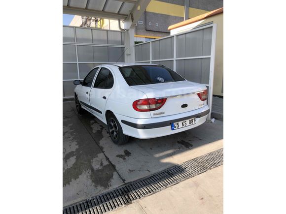 Sahibinden Renault Megane 1.4 Alize 2003 Model   245.500 km Beyaz