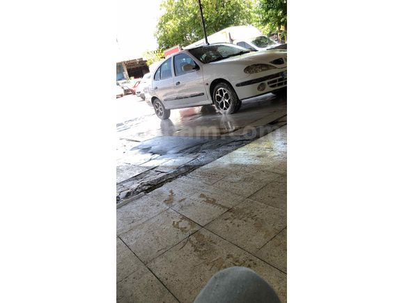 Sahibinden Renault Megane 1.4 Alize 2003 Model   245.500 km Beyaz