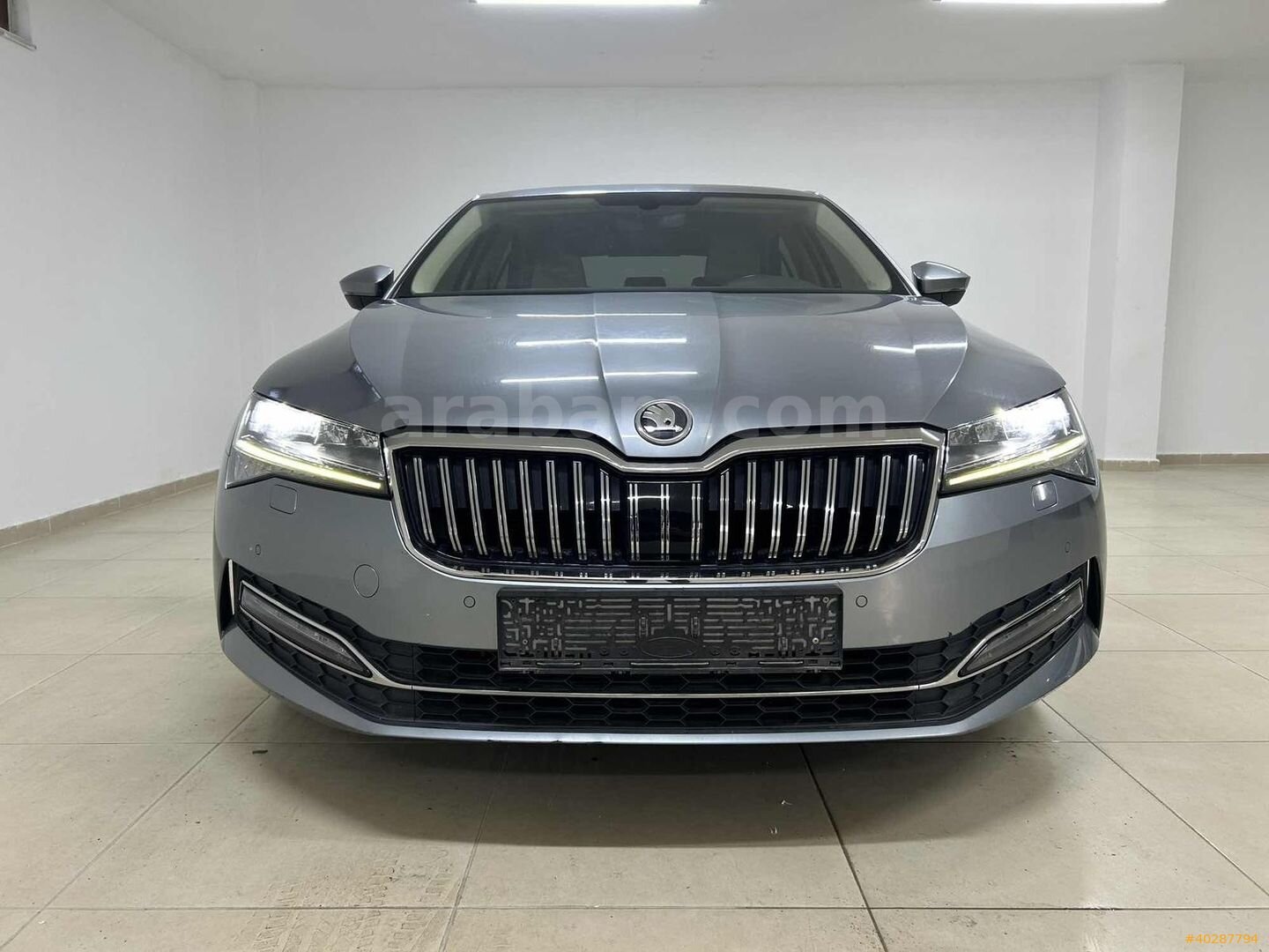 Galeriden Skoda SuperB 1.6 TDI Premium 2019 Model İstanbul 95.000 km Gri 1