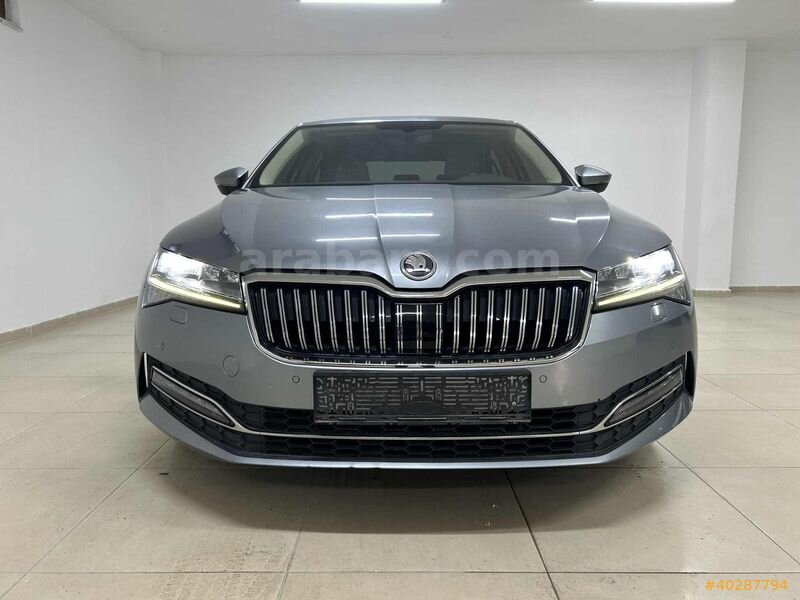 Galeriden Skoda SuperB 1.6 TDI Premium 2019 Model İstanbul 95.000 km Gri