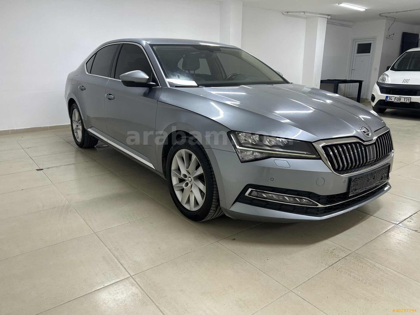 Galeriden Skoda SuperB 1.6 TDI Premium 2019 Model İstanbul 95.000 km Gri 5