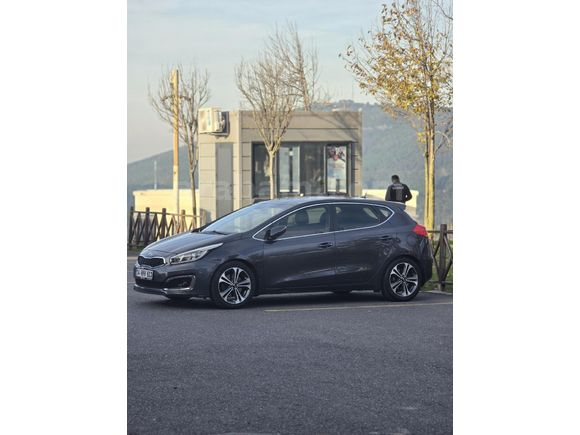 Sahibinden Kia Ceed 1.6 CRDi Premium 2015 Model