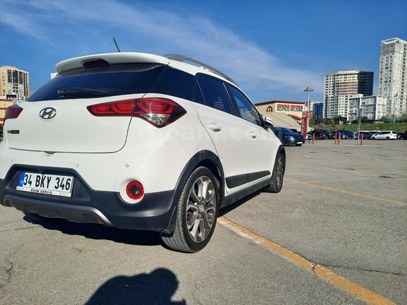 Hyundai i20 Active  - İkinci Sahibinden CrossOver Tadında