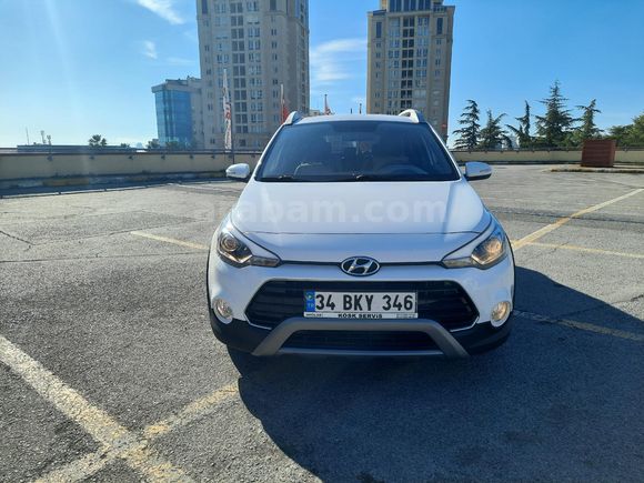 Hyundai i20 Active  - İkinci Sahibinden CrossOver Tadında