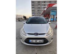 DEĞİŞENSİZ TEMİZ BAKIMLI FIESTA FULL PAKET
