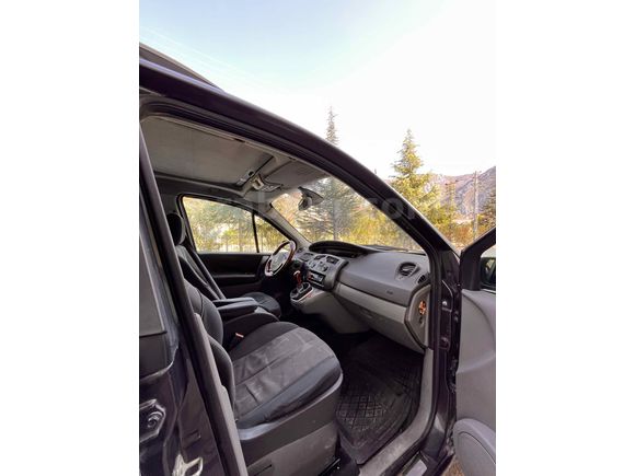 Sahibinden Renault Scenic 1.6 Authentique 2005 Model 
