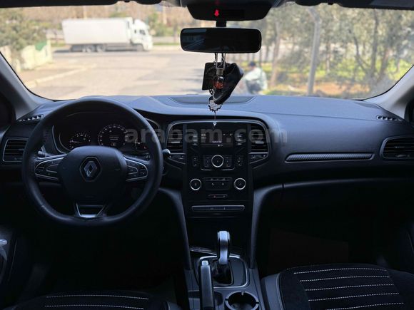 Tamirciden Renault Megane 1.5 dCi Touch 2018 Model 