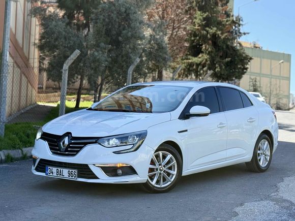 Tamirciden Renault Megane 1.5 dCi Touch 2018 Model 