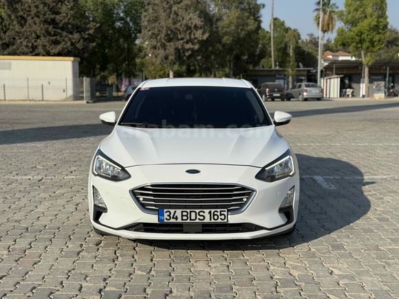 Sahibinden Ford Focus 1.5 TDCi Trend X 2019 Model  144.000 km Beyaz
