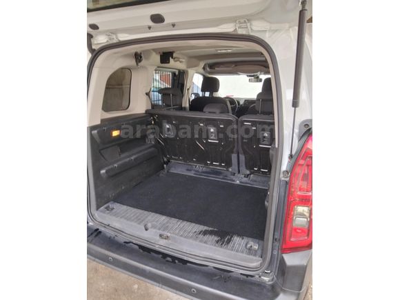 Sahibinden Opel Combo 1.5 CDTI Essentia 2021 Model