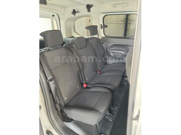 Sahibinden Opel Combo 1.5 CDTI Essentia 2021 Model
